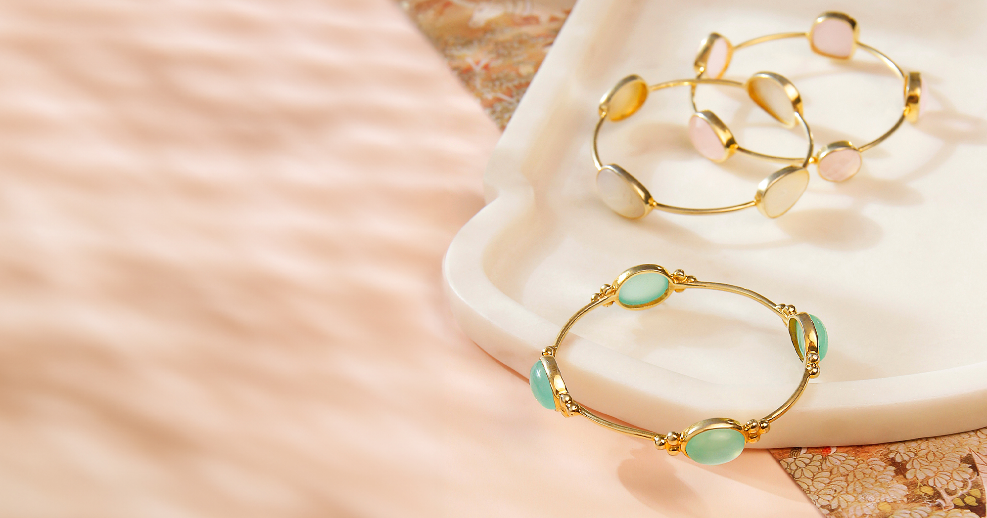 Elegant jewellery collection