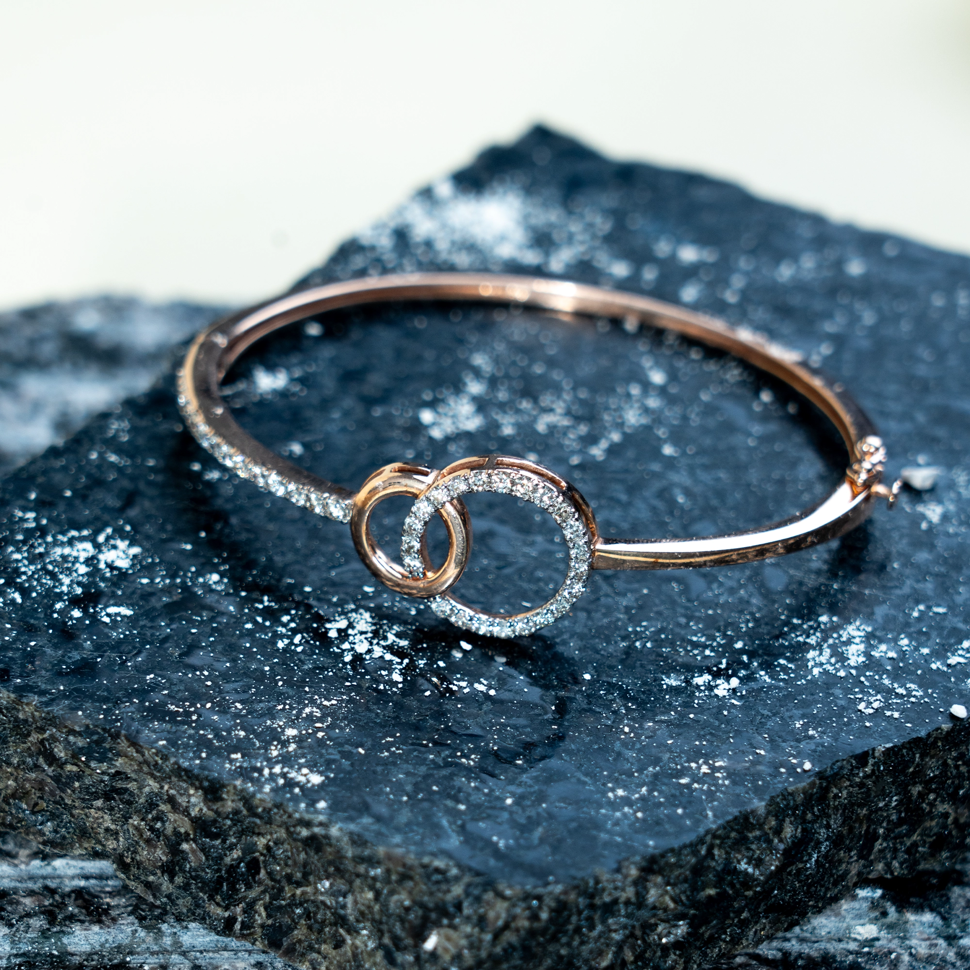 Bracelet 13
